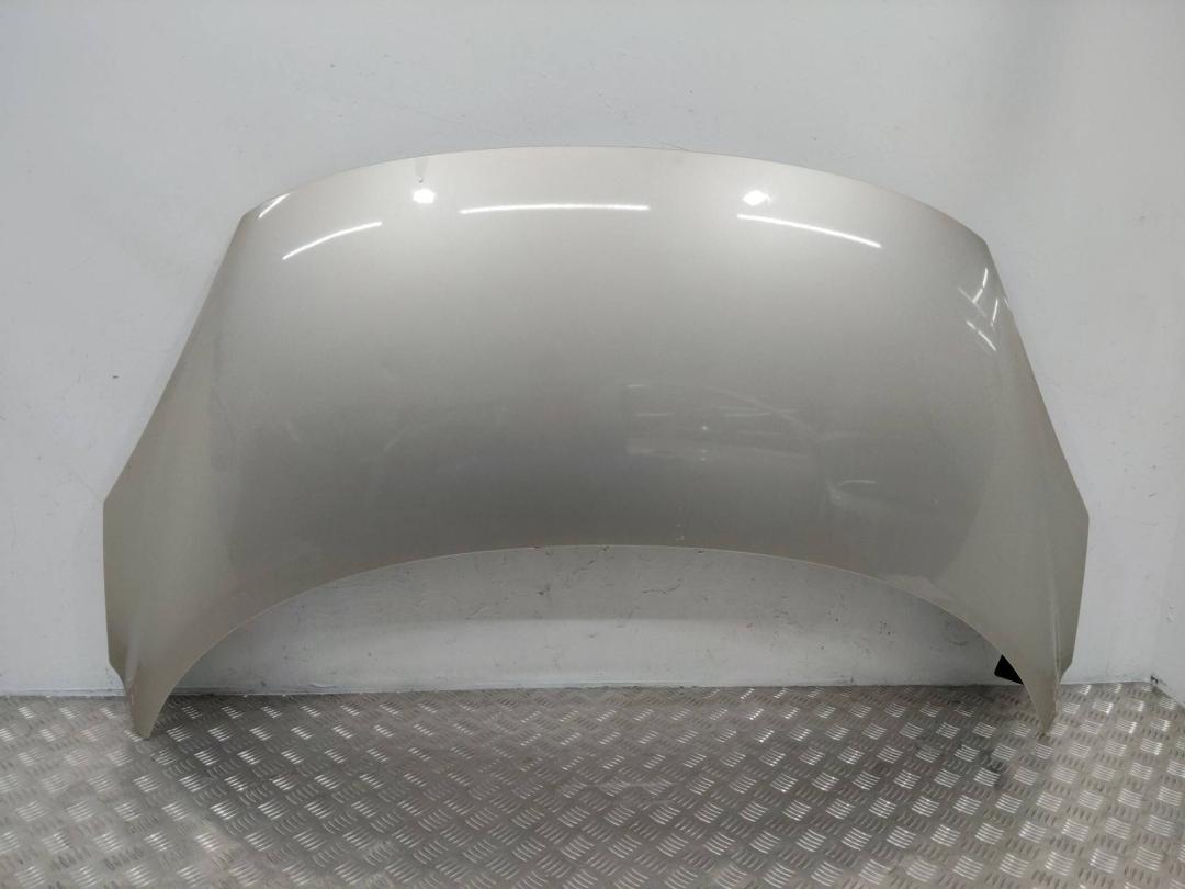 капот Renault Scenic 3 поколение 2011 - фото №1