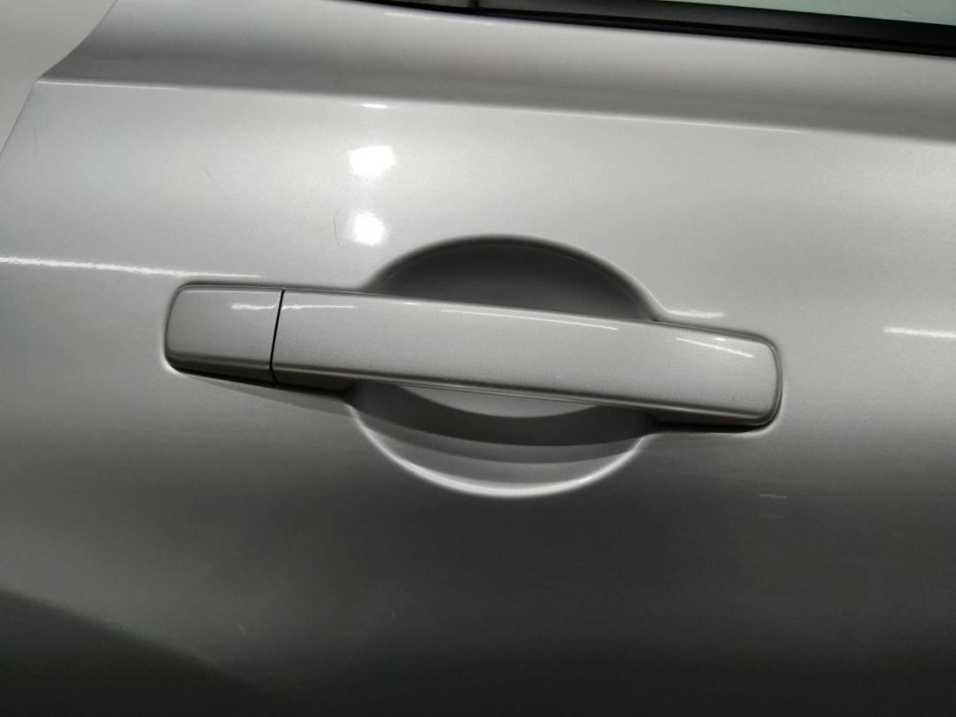 ручка наружная задняя правая Nissan Qashqai 1 поколение 2007 - фото №1