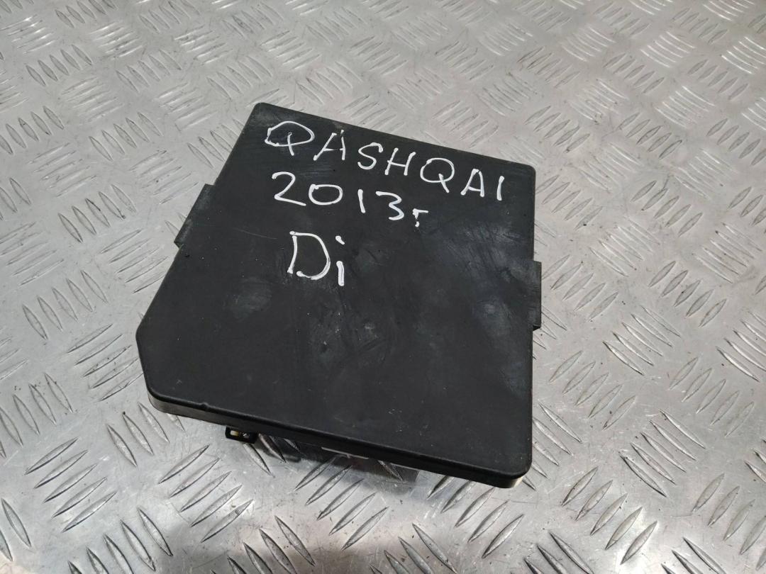 блок предохранителей Nissan Qashqai 2 поколение 2013, дизель, 284B7BB02C - фото №1