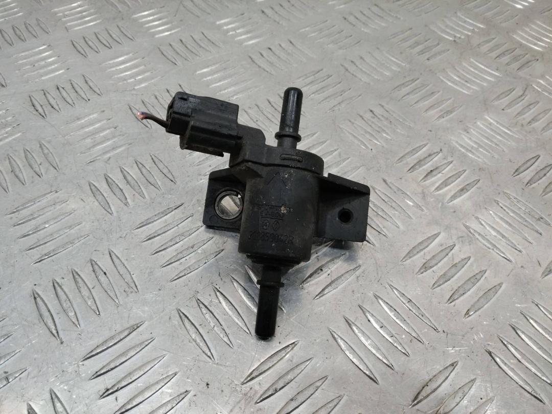 электромагнитный клапан Renault Scenic 3 поколение 2011, 1.5 л., дизель, МКПП, 208859042R - фото №1