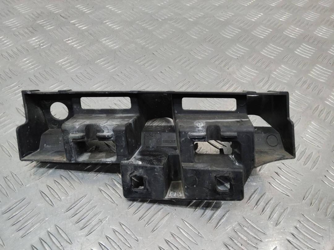 крепление фары левой Renault Scenic 3 поколение 2011, 622210006R - фото №1