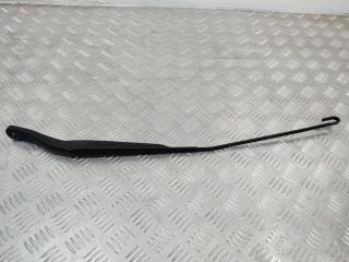 щеткодержатель (поводок стеклоочистителя, дворник) Renault Master 3 поколение 2011, 8200734776