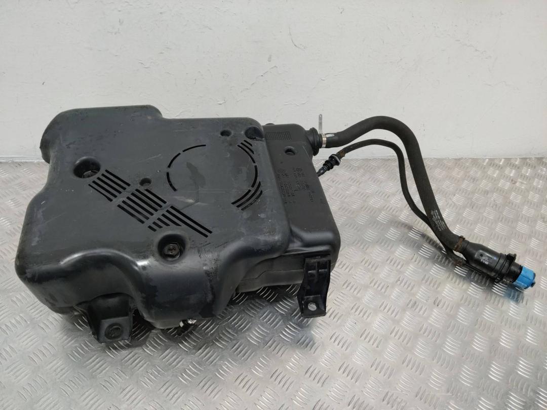 бак AdBlue (мочевины) Opel Vivaro B 2016, 172A21178R - фото №1