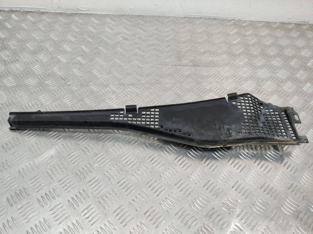 дождевик Dacia Duster 1 поколение 2012, 8200825457 - фото №1