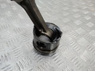 поршень Renault Megane 2 поколение [рестайлинг] 2006