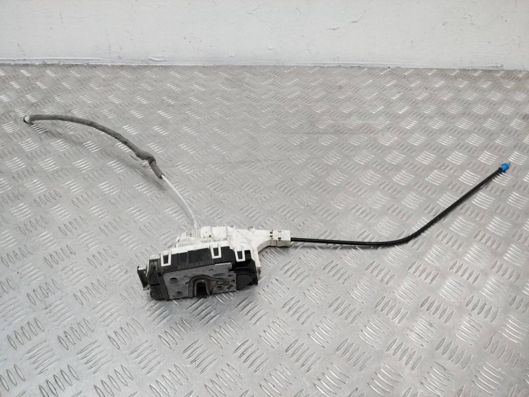 замок двери Mercedes-Benz Sprinter 2 поколение (W906) 2012, A9067201735 - фото №1