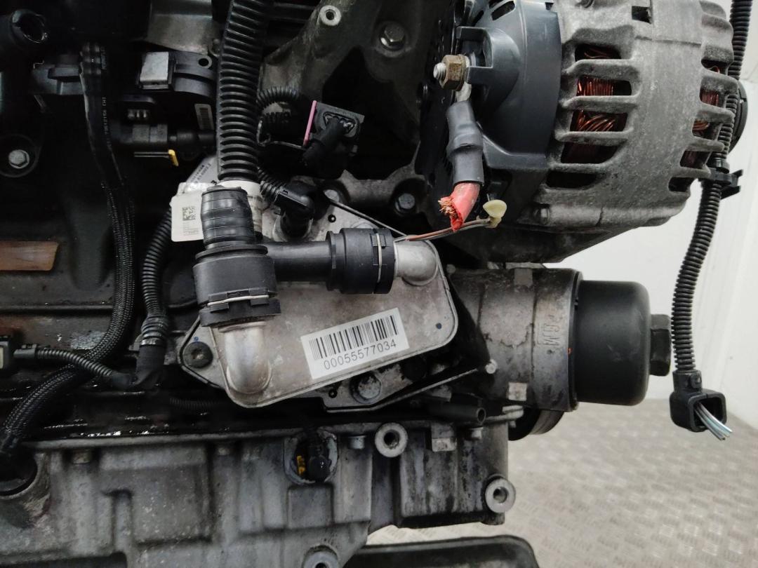 теплообменник масляного фильтра Opel Insignia 1 поколение (A) 2011, 2.0 л., дизель, АКПП, 00055577034 - фото №1