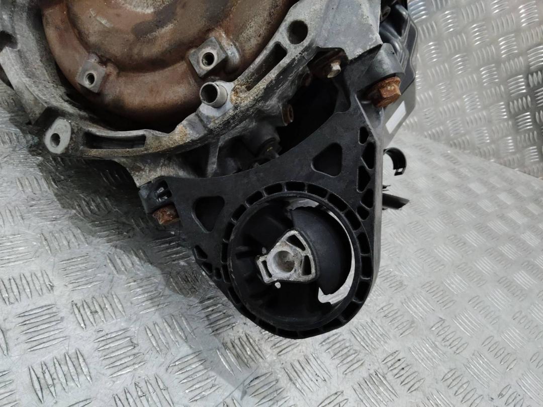 подушка крепления КПП Opel Insignia 1 поколение (A) 2011, 2.0 л., дизель, АКПП - фото №1