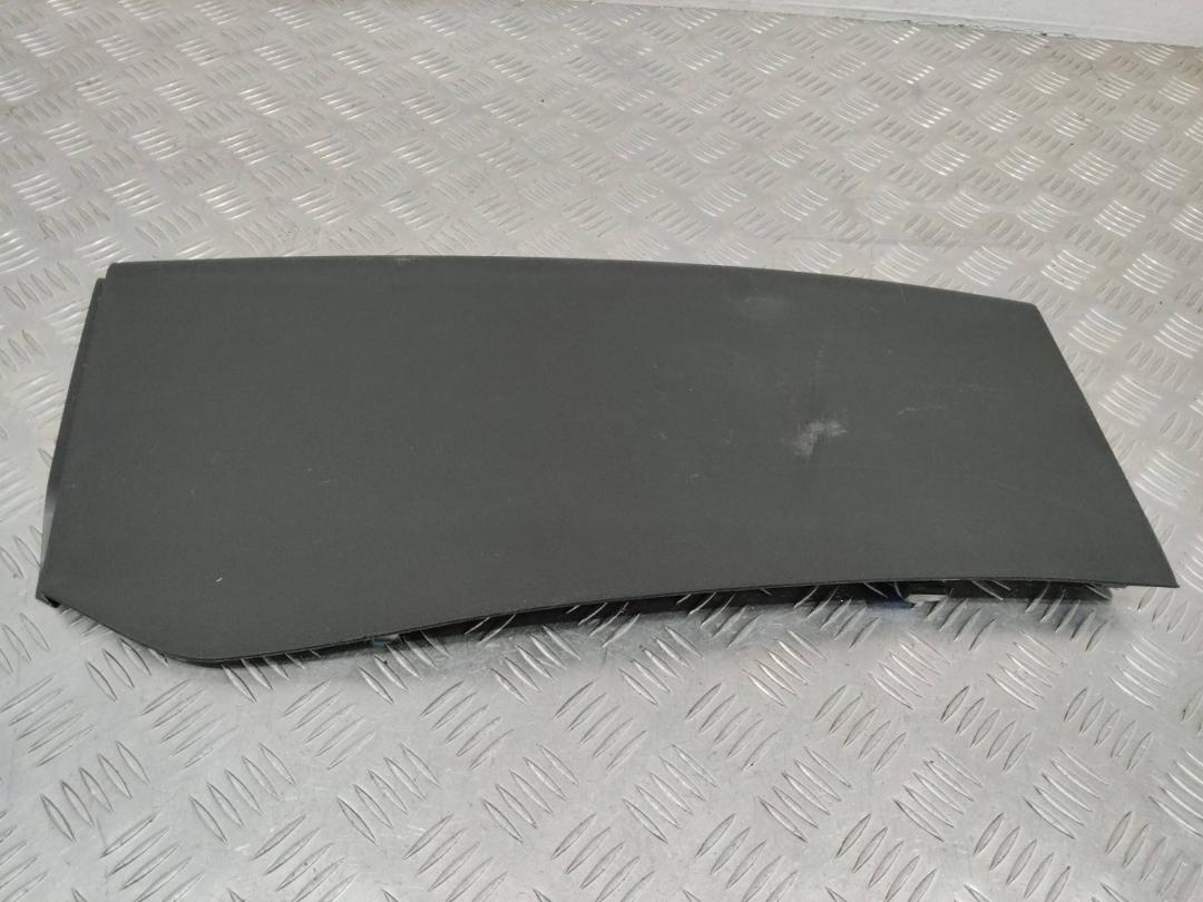 обшивка стойки центральной правой Renault Trafic 3 поколение 2019, 93868792 - фото №1