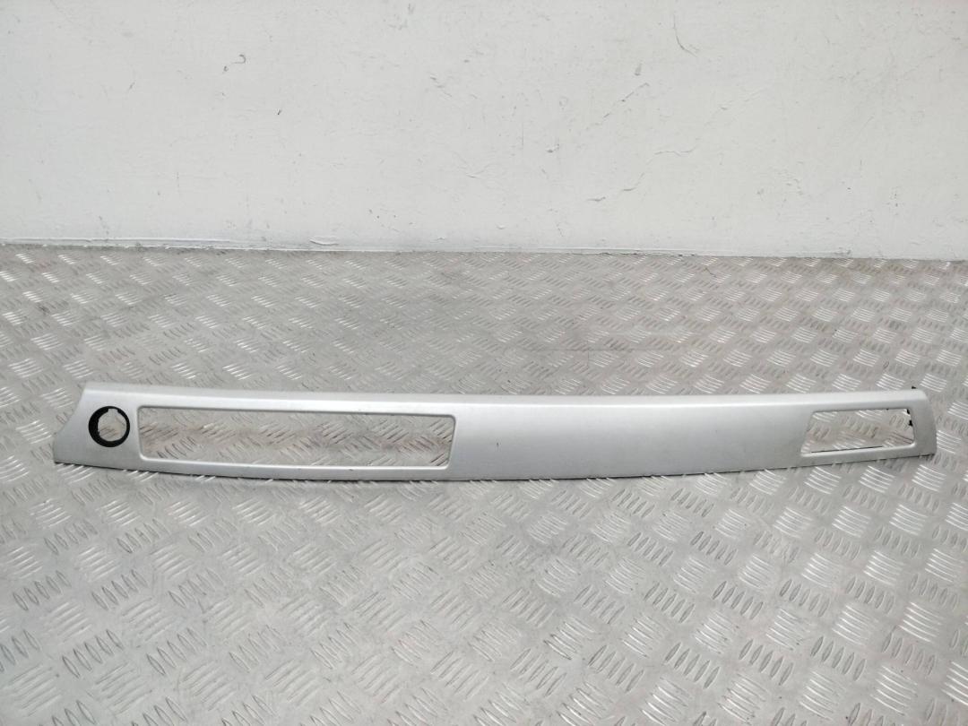 накладка декоративная BMW 3 серия E90/E91/E92/E93 2007, 3.0 л., бензин, кабриолет, 5116698245703 - фото №1