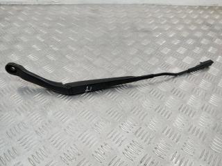 щеткодержатель (поводок стеклоочистителя, дворник) Nissan Qashqai 1 поколение 2007, 1.5 л., дизель, 80017587