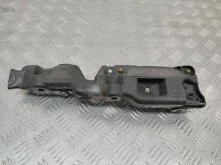 крепление ( кронштейн ) крыла Renault Scenic 3 поколение 2011, 631220010R