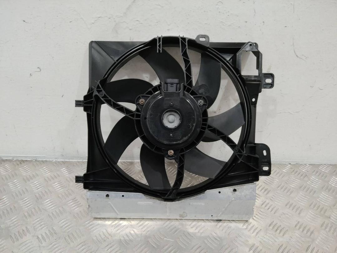 вентилятор радиатора Peugeot 208 1 поколение 2014, 9675280980 - фото №1