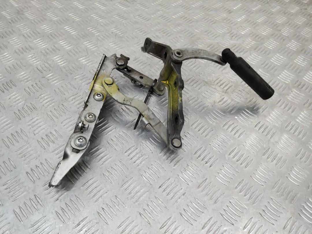 петля капота левая Mercedes-Benz S-Класс W221 2006, A2218800328 - фото №1