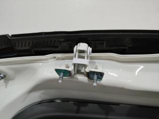 петля крышки багажника Mercedes-Benz A-Класс W176 [рестайлинг] 2015