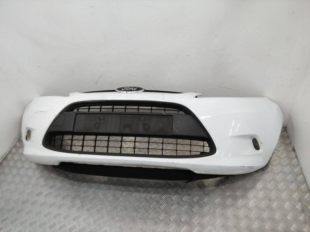 бампер передний Ford Fiesta 6 поколение 2011, 8A61-17B968-A - фото №1