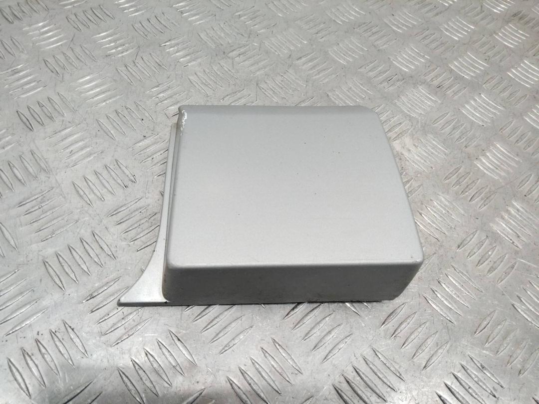 молдинг (накладка кузовная) Opel Vivaro B 2016, 768196228R - фото №1