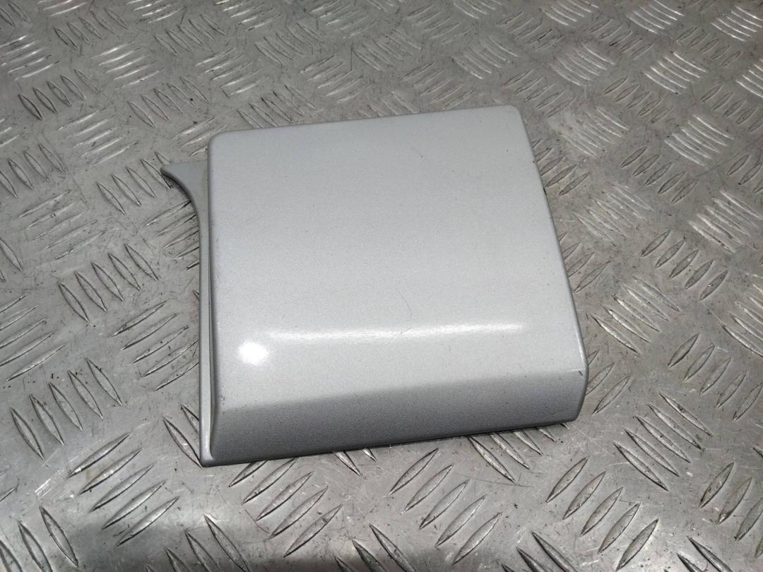 молдинг (накладка кузовная) Opel Vivaro B 2016, 768185709R - фото №1