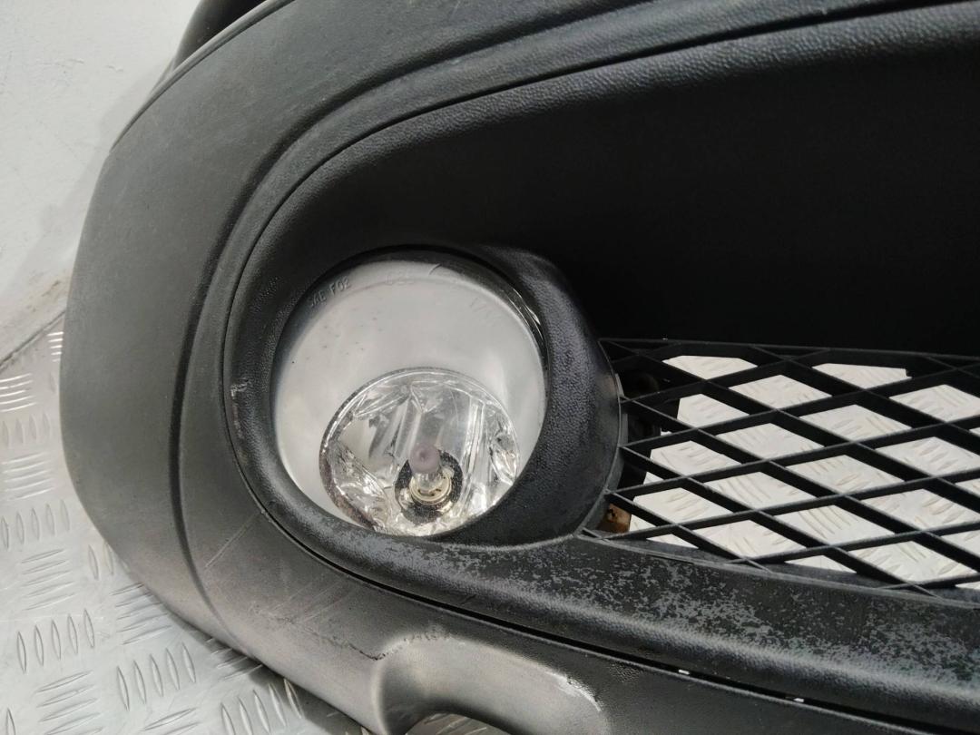 фара противотуманная правая Volkswagen Touareg 1 поколение (2002 - 2007) - фото №1