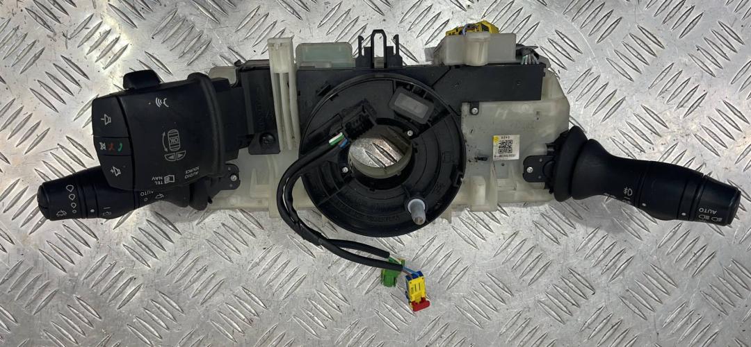 переключатель подрулевой (стрекоза) Renault Scenic 1 поколение (1996 - 1999), 255670019RB - фото №1