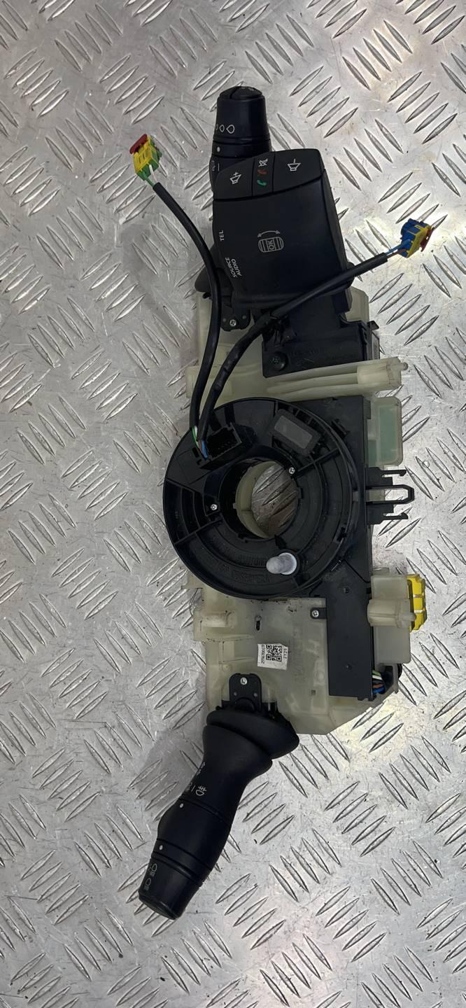 переключатель подрулевой (стрекоза) Renault Scenic 1 поколение (1996 - 1999), 255670019RC - фото №1