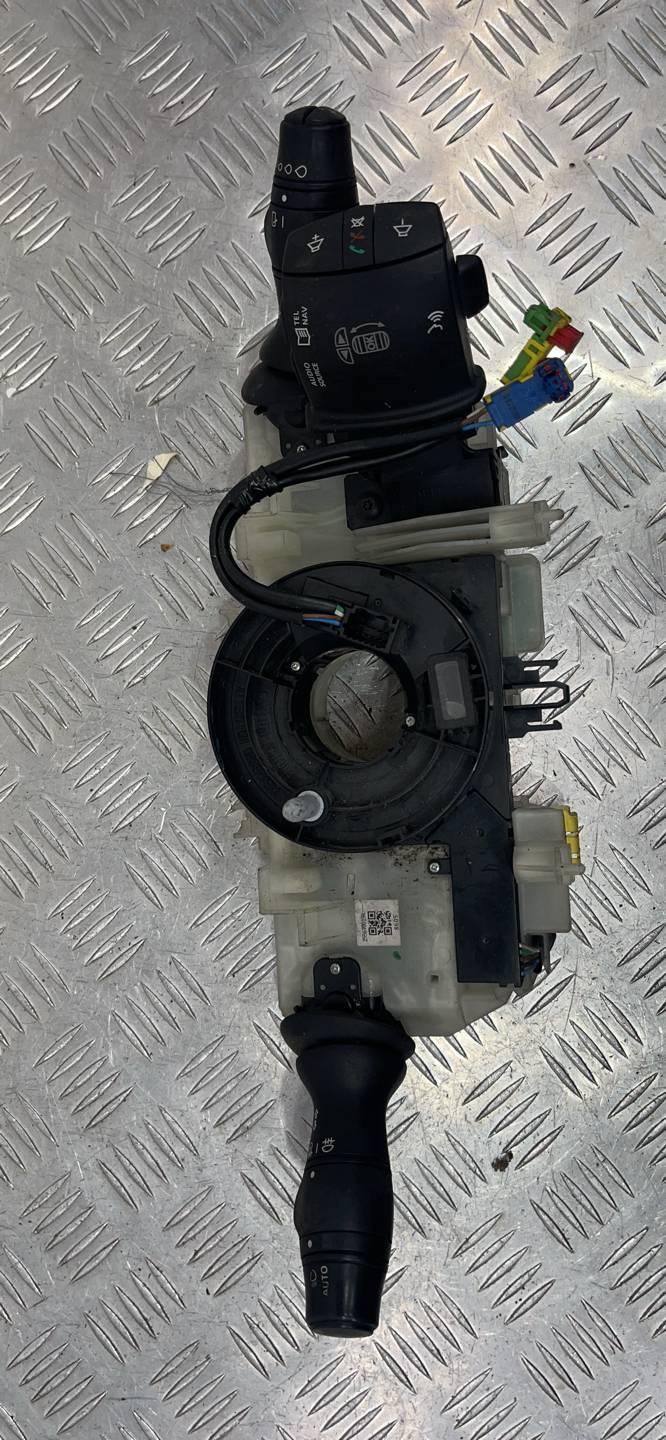 переключатель подрулевой (стрекоза) Renault Megane 1 поколение (1995 - 1999), 255670019R - фото №1