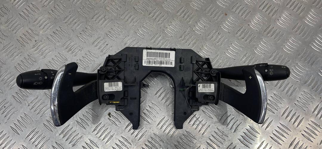 переключатель подрулевой (стрекоза) Citroen C4 Grand Picasso 2 поколение 2013, 96656018XT - фото №1