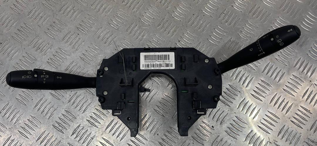 переключатель подрулевой (стрекоза) Citroen C4 Grand Picasso 1 поколение 2010, 96656018XT - фото №1