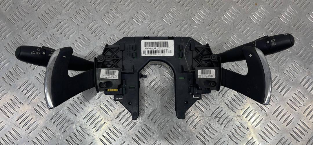 переключатель подрулевой (стрекоза) Citroen C4 Grand Picasso 1 поколение 2010, 96656018XT - фото №1