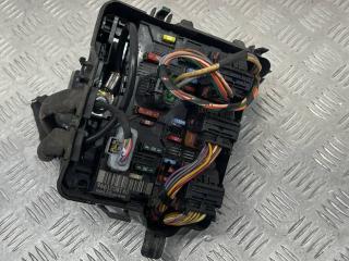блок предохранителей Peugeot 207 1 поколение 2006, 9661708180
