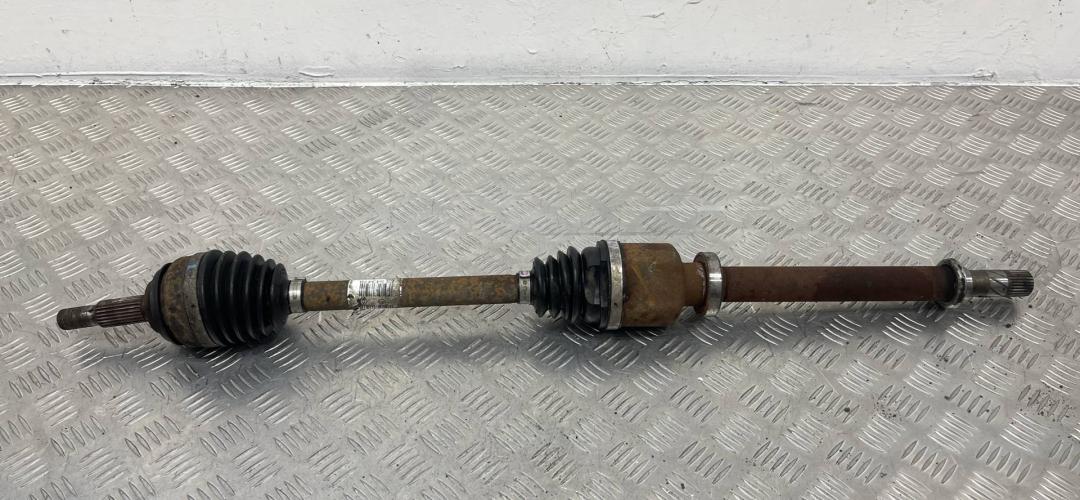 полуось передняя правая (приводной вал, ШРУС) Renault Logan 1 поколение (2004 - 2009), 8200543478 - фото №1