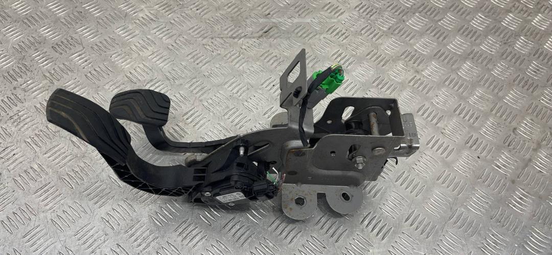 узел педальный (блок педалей) Renault Scenic 4 поколение 2017, 465012312R, 180027890R - фото №1