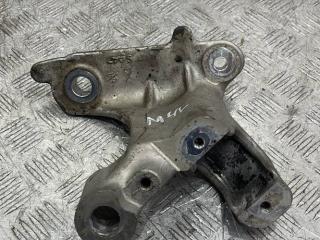 крепление стабилизатора / втулки стабилизатора Renault Megane 1 поколение (1995 - 1999), 548512672R