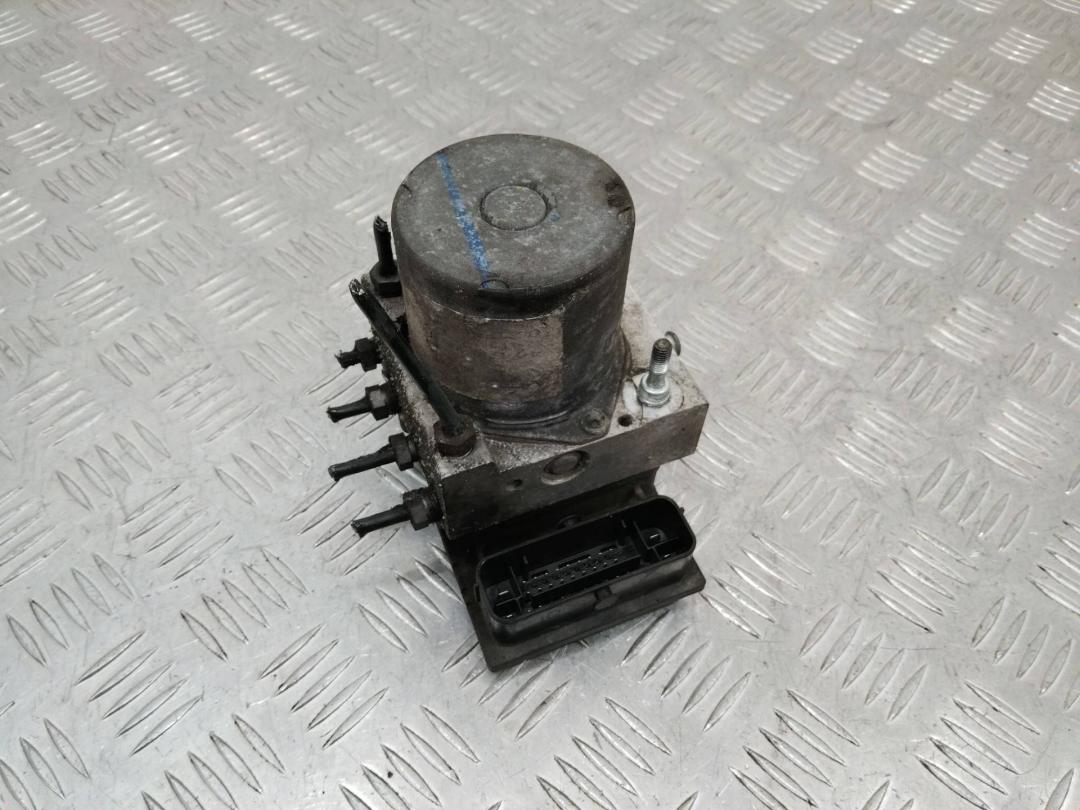 блок ABS Renault Master 3 поколение 2011, 2.3 л., дизель, 0265800737 - фото №1