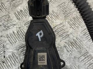 электроручник Renault Scenic 4 поколение 2017, 440008660R