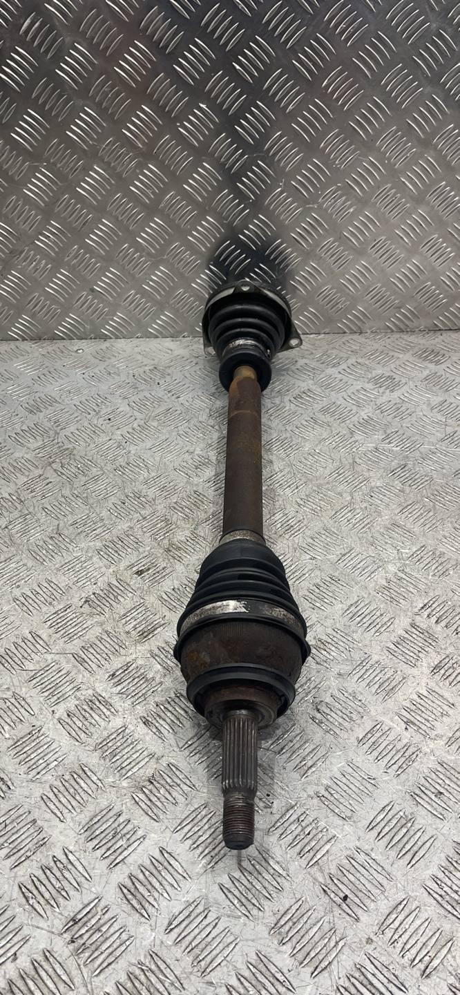 полуось передняя левая (приводной вал, ШРУС) Renault Logan 1 поколение (2004 - 2009) - фото №1
