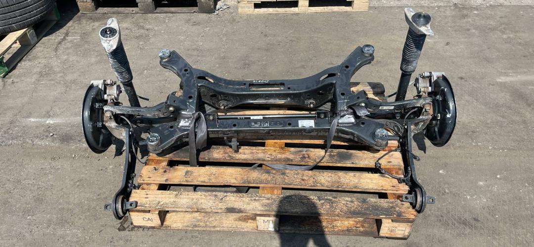 балка подвески задняя Hyundai Tucson 1 поколение (2004 - 2010), 55405D7500 - фото №1