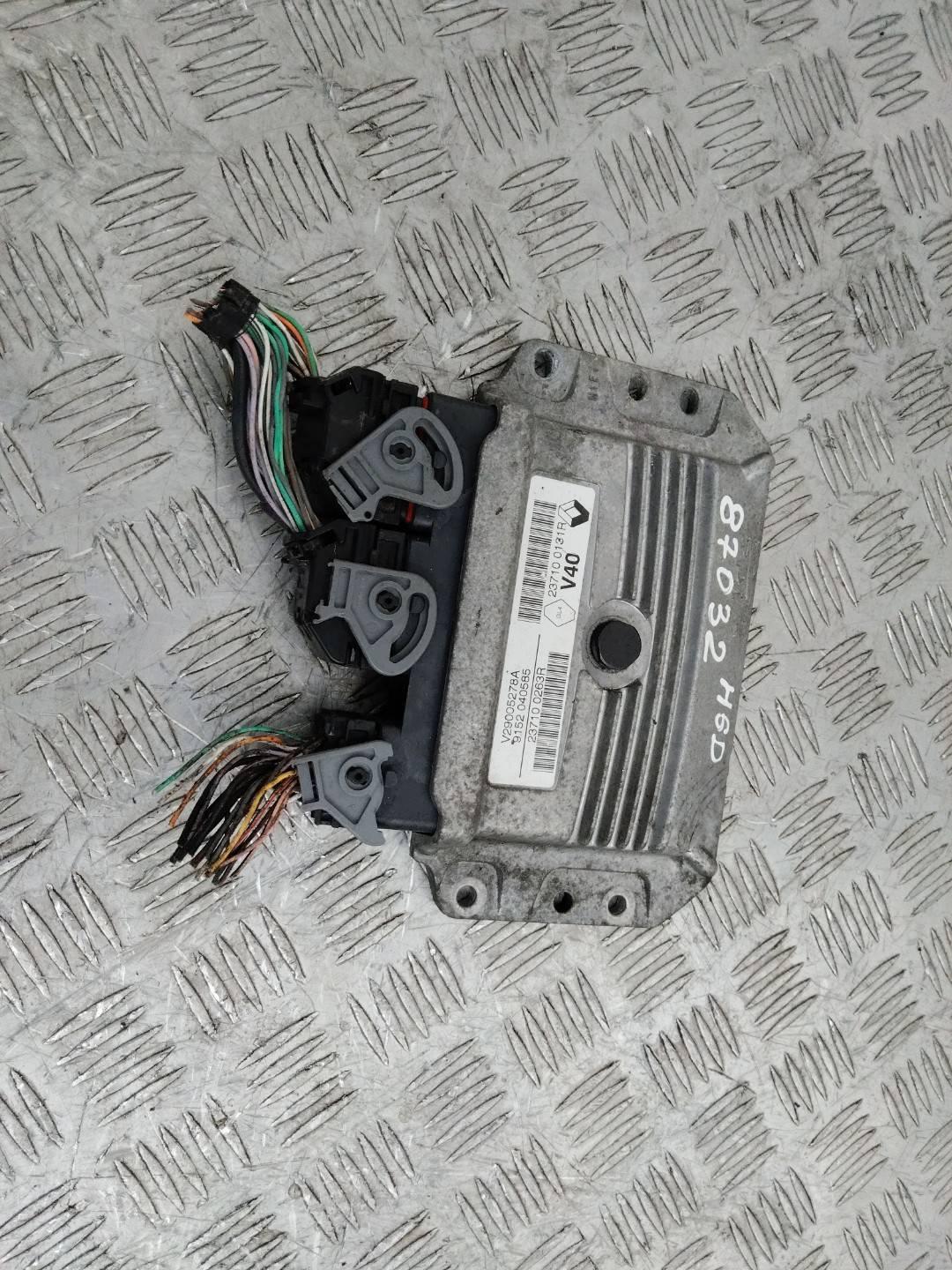 блок управления двигателем Renault Scenic 3 поколение 2009, 1.6 л., бензин, МКПП, 237100131R - фото №1