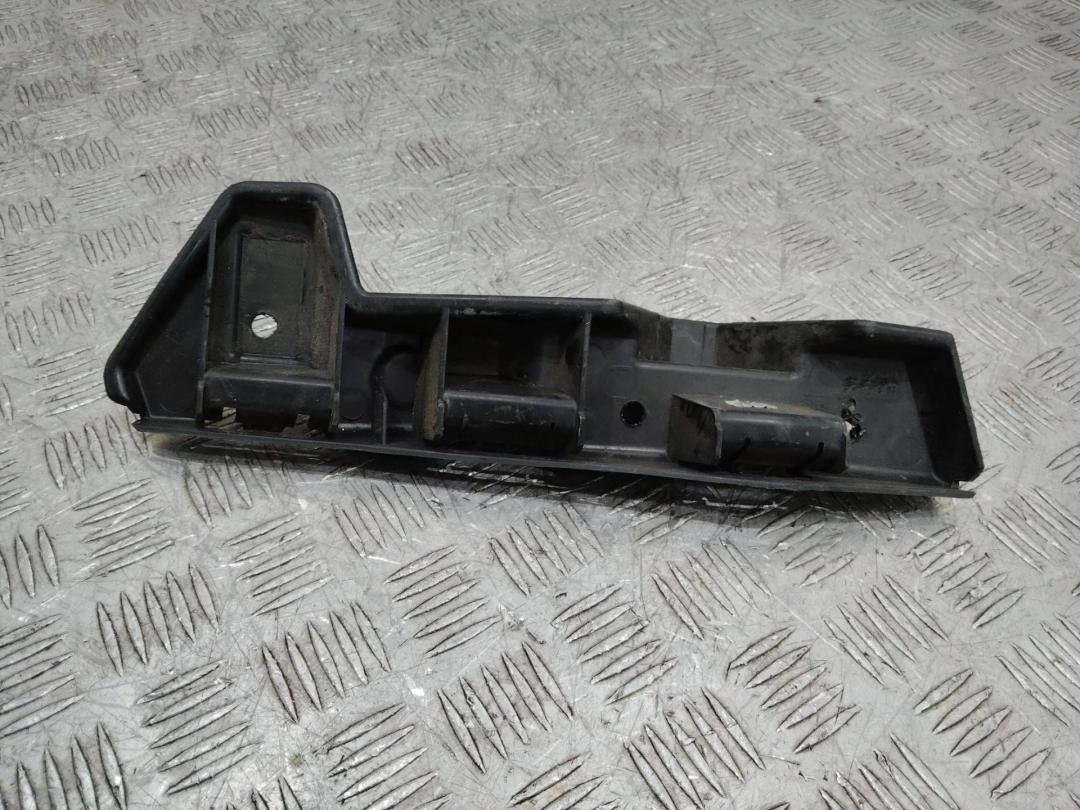 Крепление бампера переднего Renault Master 3 поколение 2013, 960160002R - фото №1