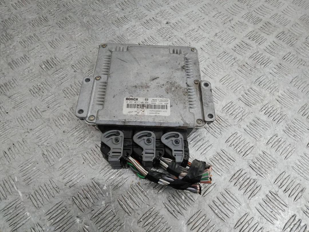 блок управления двигателем Renault Master 2 поколение 2002, 8200091432 - фото №1