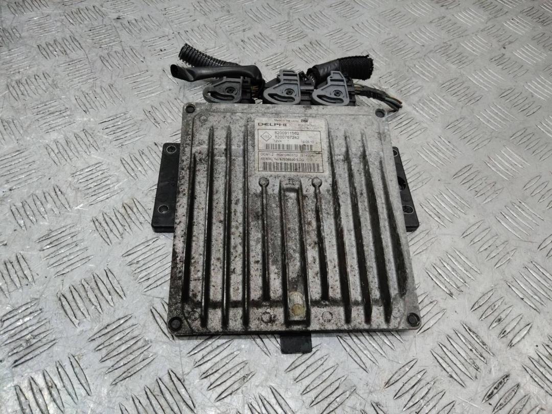 блок управления двигателем Renault Twingo 2 поколение 2010, 1.5 л., дизель, 8200911562 - фото №1