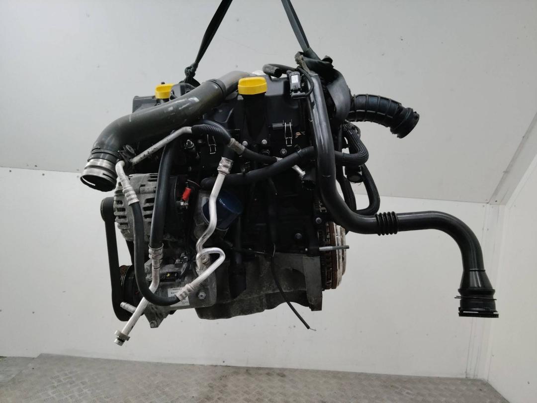 двигатель Renault Megane 3 поколение 2010, 1.5 л., дизель, МКПП, K9K832, K9KG832 - фото №1