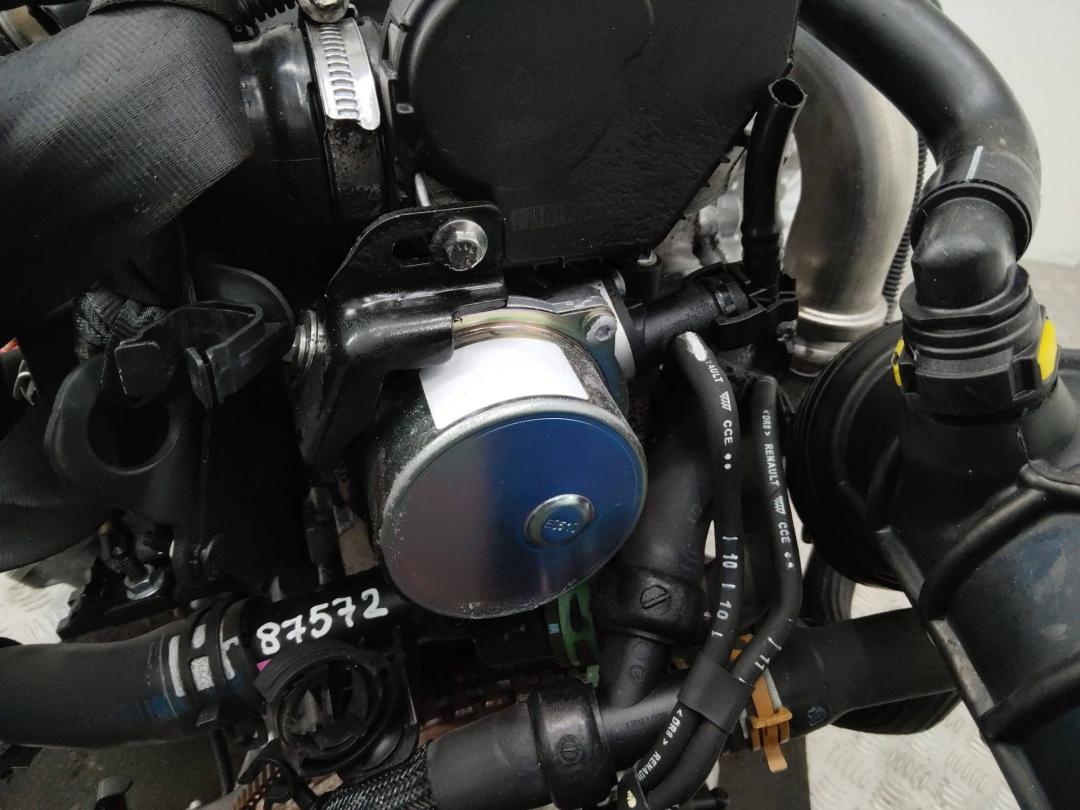 насос вакуумный Renault Megane 3 поколение 2010, 1.5 л., дизель, МКПП - фото №1