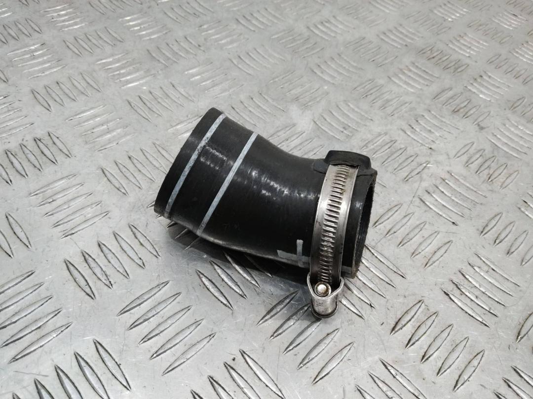 патрубок интеркулера Peugeot Expert 3 поколение 2020, 2.0 л., дизель, 108808-01 - фото №1