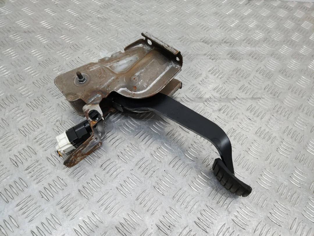 педаль тормоза Renault Lodgy 2014, 465016578R - фото №1