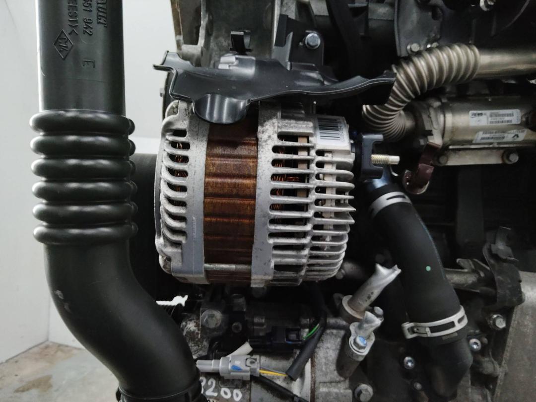 генератор Renault Laguna 3 поколение 2009, 2.0 л., дизель, МКПП, 8200654785 - фото №1