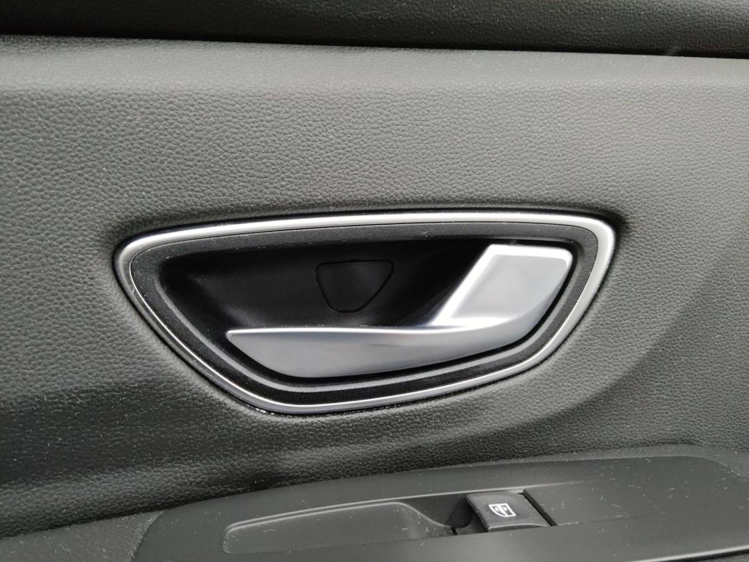 ручка внутренняя передняя правая Renault Scenic 4 поколение 2017, 826724883, 806705893 - фото №1