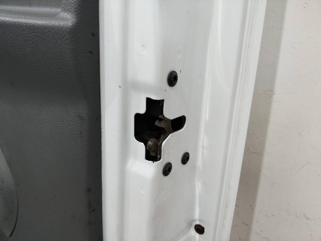 замок двери передней правой Renault Midlum 1 поколение 2003 - фото №1