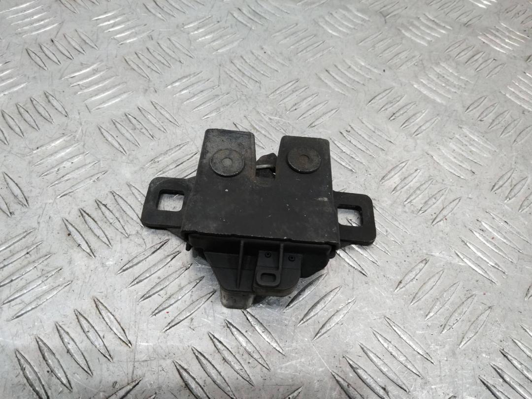 замок капота Land Rover Range Rover 4 поколение 2014, 5H22-16700-CC - фото №1