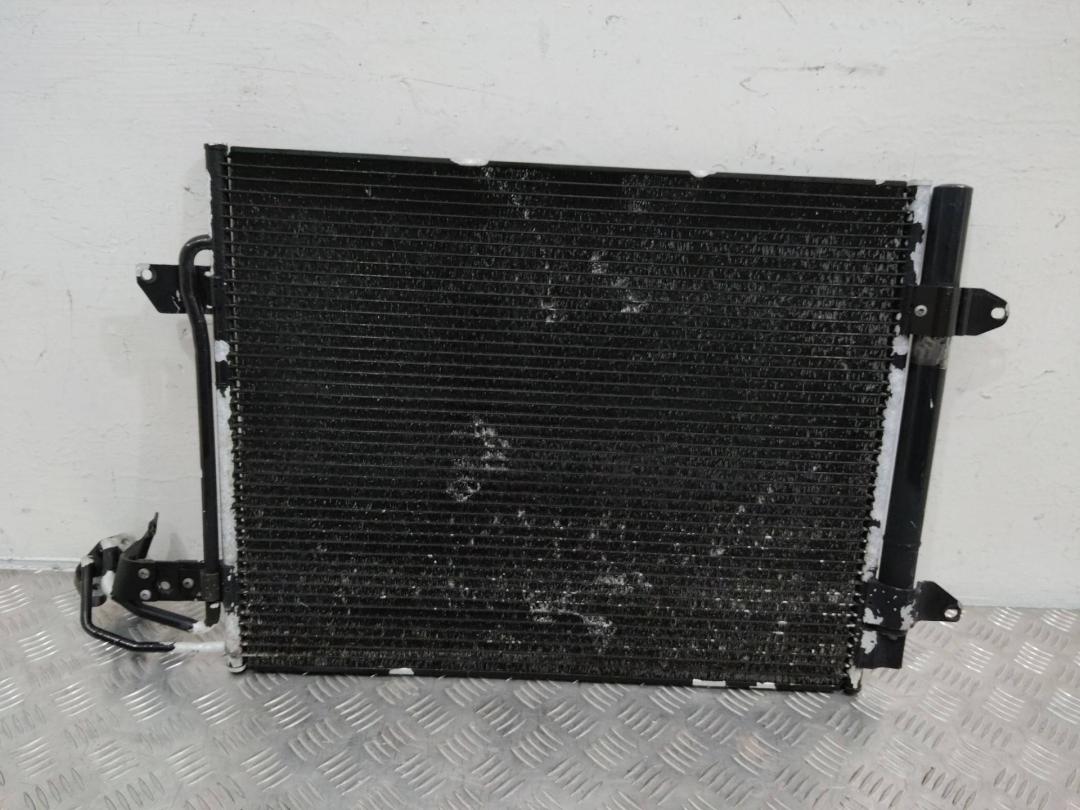 радиатор кондиционера Volkswagen Touran 1 поколение 2005, 1T0820411 - фото №1